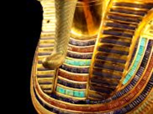 Tue 12 Feb - Cruise the Nile