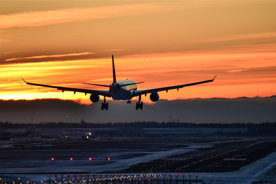 7 Tips for Holiday Travel from an Airline Expert