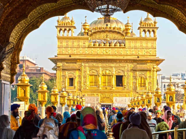 Beautiful and Unique Popular Gurudawara Golden Temple, Amritsar, India