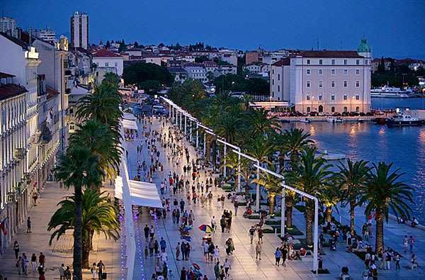 Arrive in Split